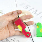 🧵 Automatic Handheld Needle Threader Tool - Image 3
