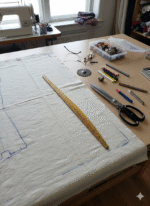 Professional 60cm/24" Classic Wooden Tailor's Curve Ruler - Image 2