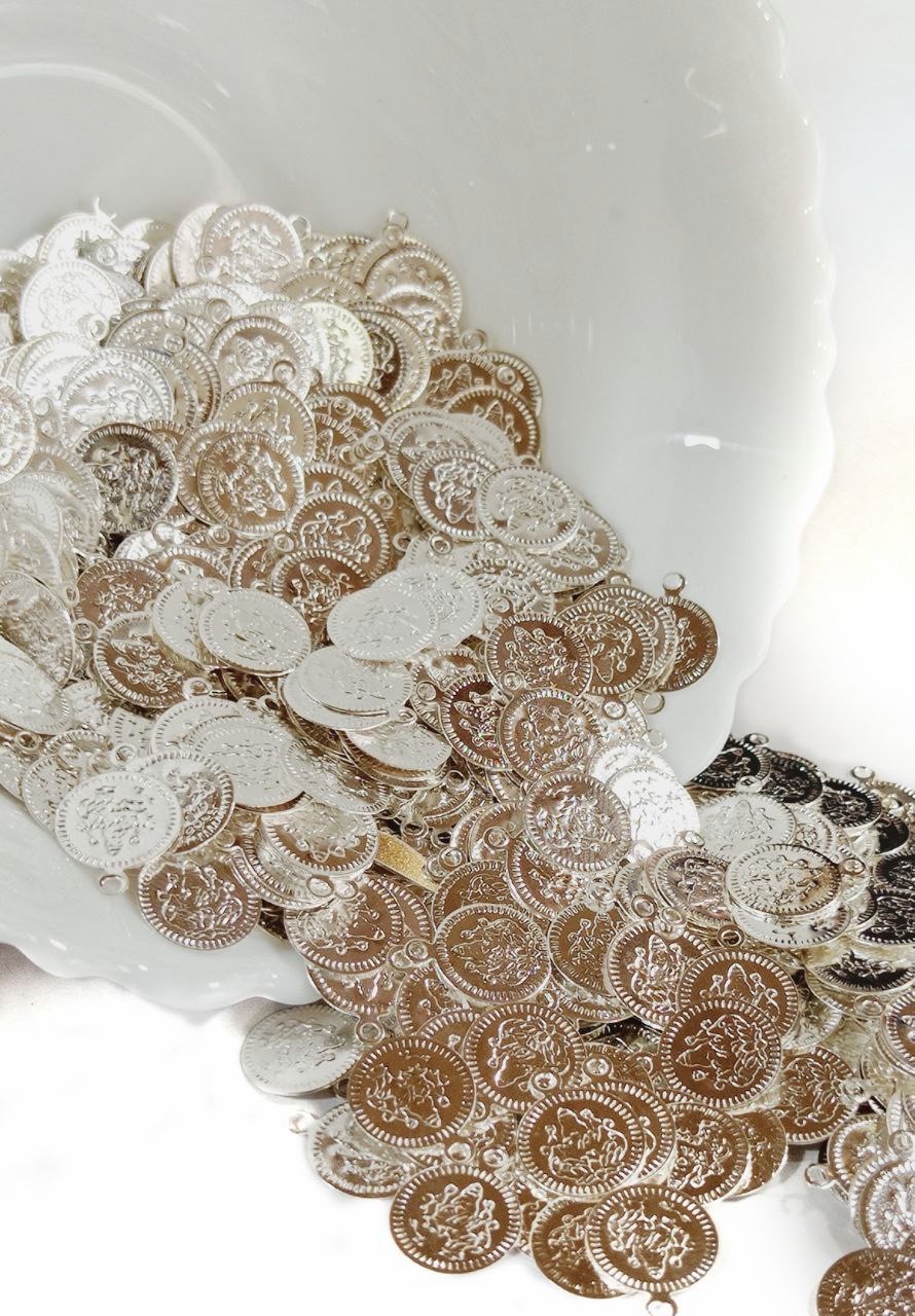 img_5620 Silver-Plated Deity lakshmi Coins for Traditional Malas and Boutique Crafts(14mm) - Image 1