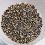 Traditional Gold-Plated Kundan Stones – Faceted Glass Crystals in Brass Metal Settings for Aari Embroidery, Bridal Lehengas, and Jewelry Making(Round) (Pack of 50g) - Image 2