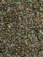 Round Kundan Stones in Gold-Finished Prong Settings(4mm)(50g) - Image 5