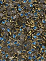 Crown Shaped Kundan Stones in Gold-Finished Settings (50g) - Image 3